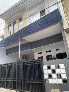 Rumah 9 Menit ke Gerbang Tol Kukusan 1 Siap Huni 2 Lt SHM J-36759