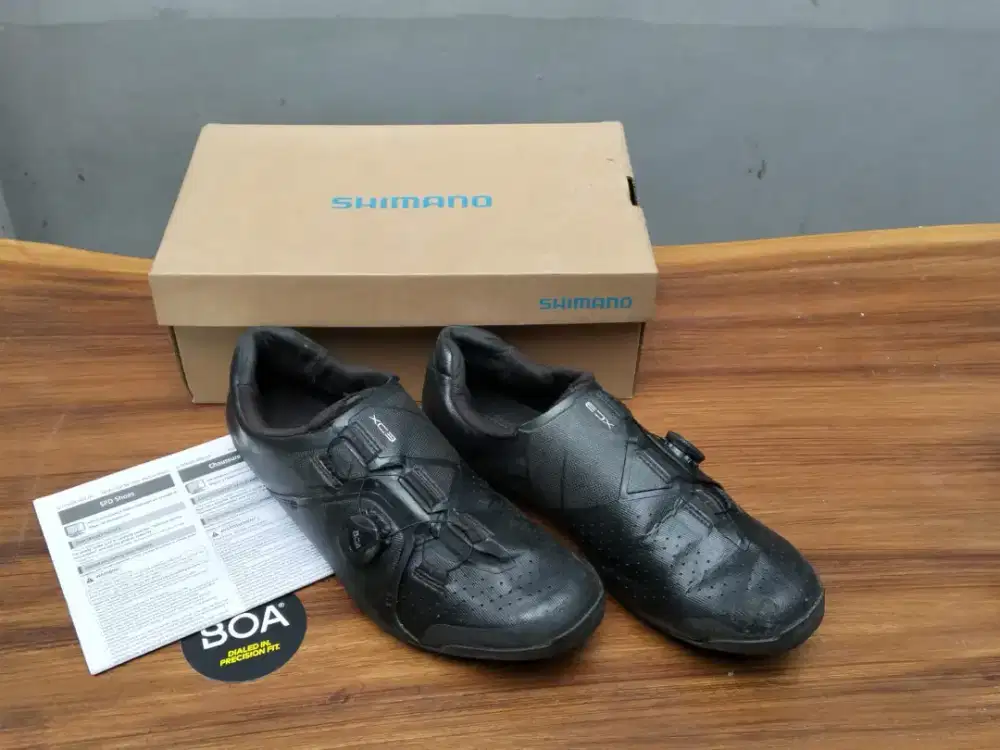 Sepatu Shimano XC3 MTB size 45 - Original Mulus