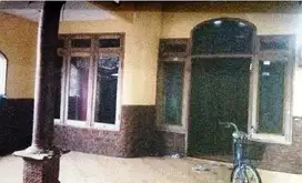 RUMAH DI KELURAHAN JOHOWINONG, MOJOAGUNG JOMBANG