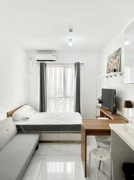 Disewa Apartemen SKY HOUSE Full Furnish Siap Huni