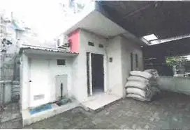 RUMAH DI KELURAHAN RANDEGAN, TANGGULANGIN SIDOARJO