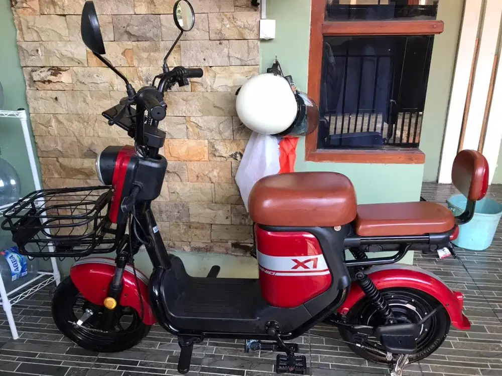 Sepeda Listik Genio Easton X1