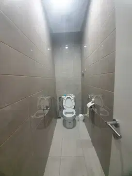 Rumah 2 Lantai Semi Furnished Strategis di BIntaro Sektor 9. 16864