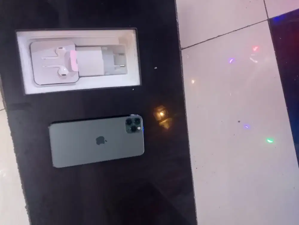 Iphone 11 pro max 256gb masa murah baru