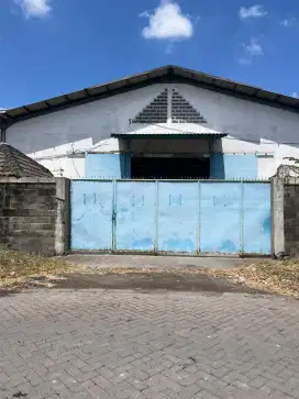Disewakan gudang siap pakai di margomulyo surimulia permai indah