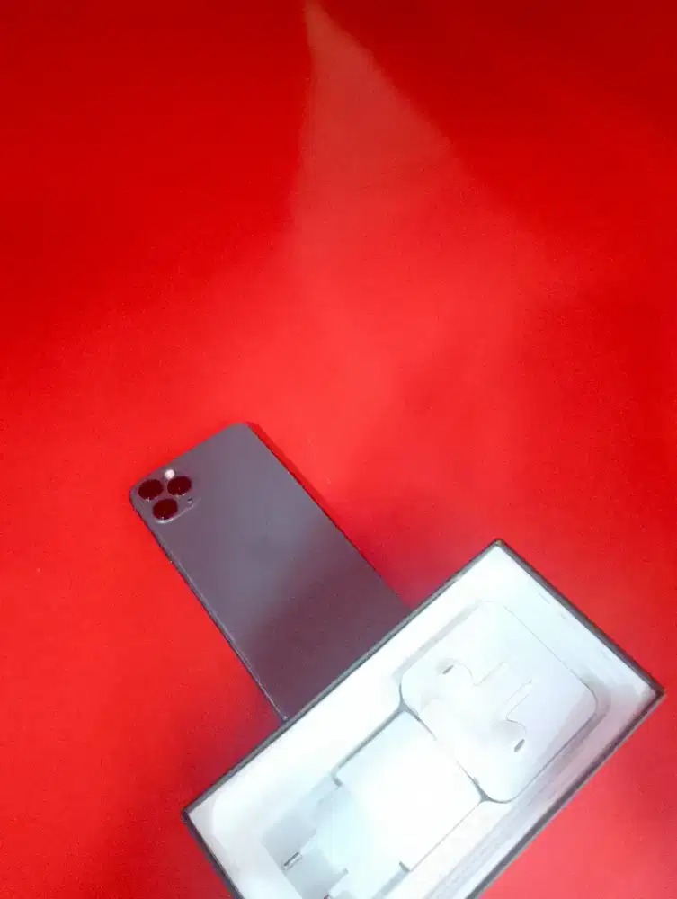 Iphone 11 pro max 256gb warna nur green