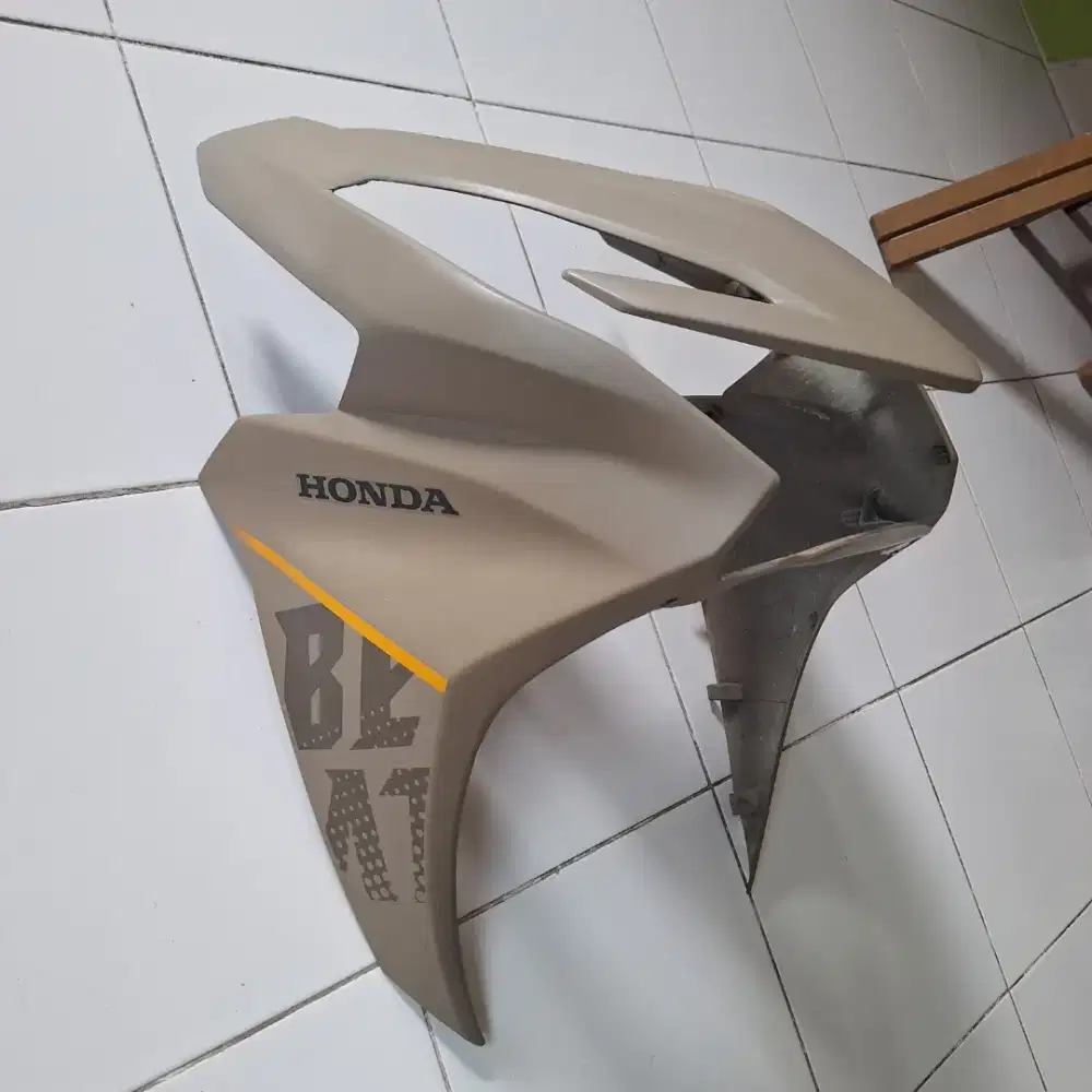 Body Cover Depan Lampu Beat 2024 Brown
