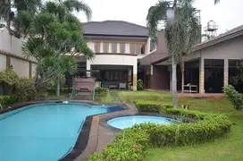 Rumah Mewah di Komplek Elit Bukit Permai Cibubur, Jakarta Timur