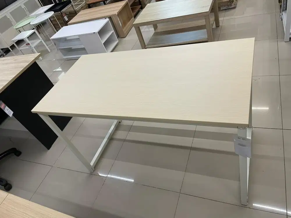 Meja kantor promo