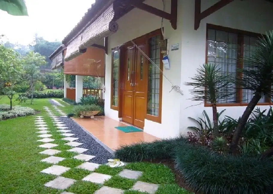 Villa full furnish di caringin bogor