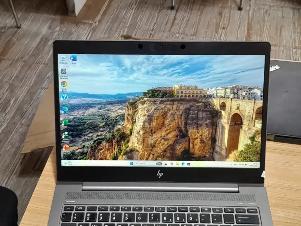 Laptop HP ZBOOK 14 UG6 Kondisi Like New Bergaransi