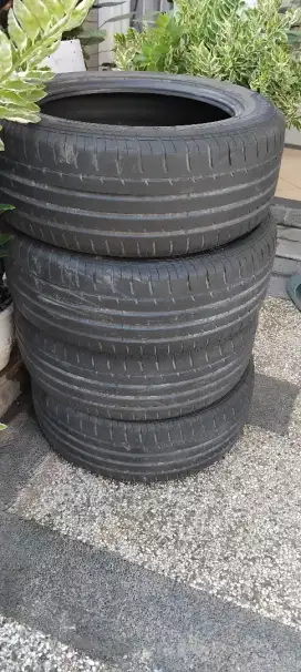 Ban bekas GT Champiro HPY 215/55R17