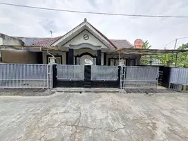 rumah strategis deket pintu tol dan rumah sakit sari asih