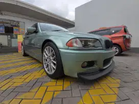 BMW 318i 2000 Bensin