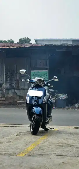 Vespa Sprint IGET 150 ABS