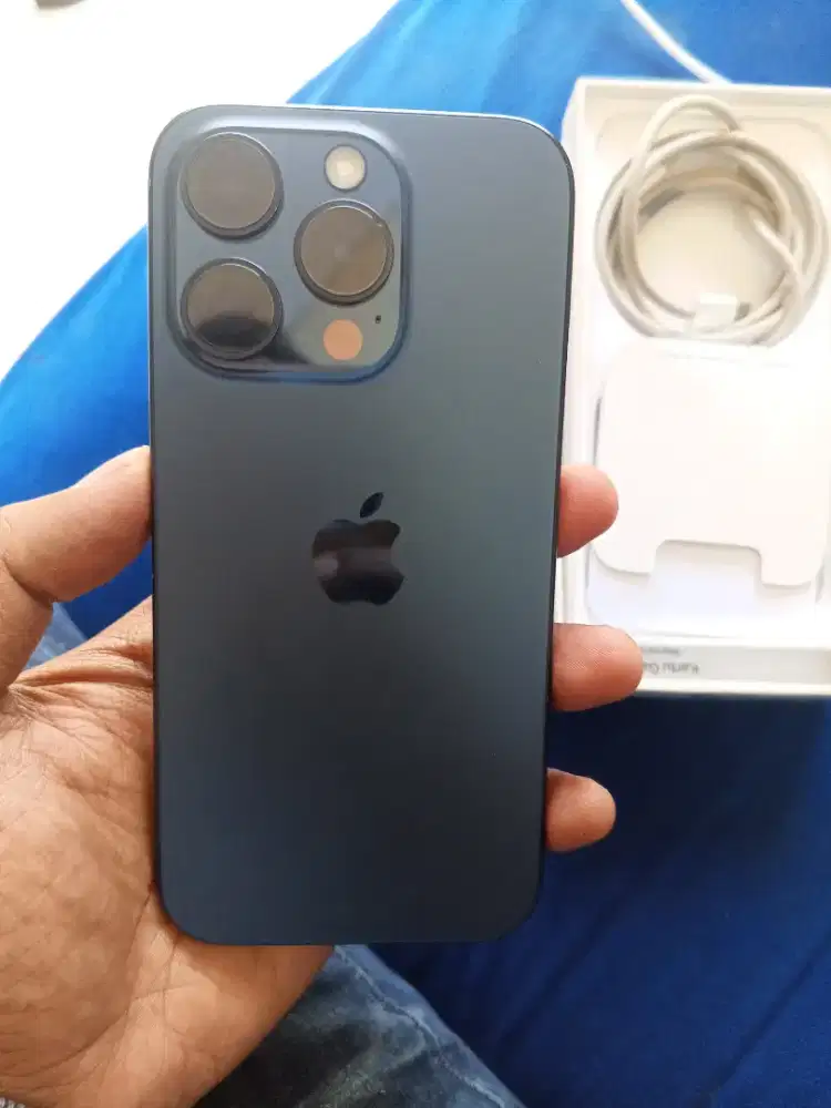 iPhone 15 pro 256Gb Luv phone store