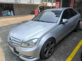Mercedes-Benz C200 2013 Bensin