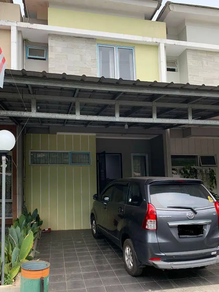 DIJUAL RUMAH MAGNOLIA TOWN HOUSE DEKAT DENGAN KOLAM RENANG BISA NEGO