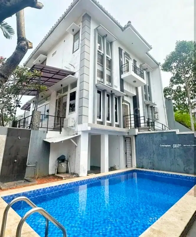 Dijual Rumah nyaman dan Strategis di Bangka  Kemang Jakarta Selatan