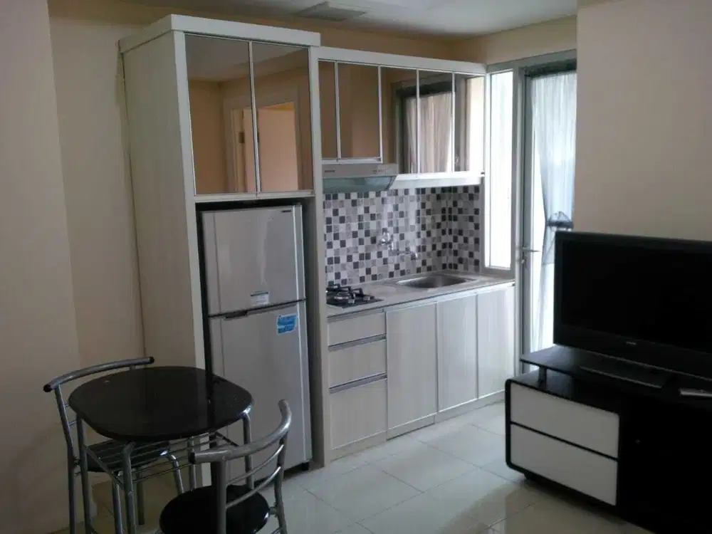 ready unit apartemen green lake sunter,2BR,furnihsed,hadap utara