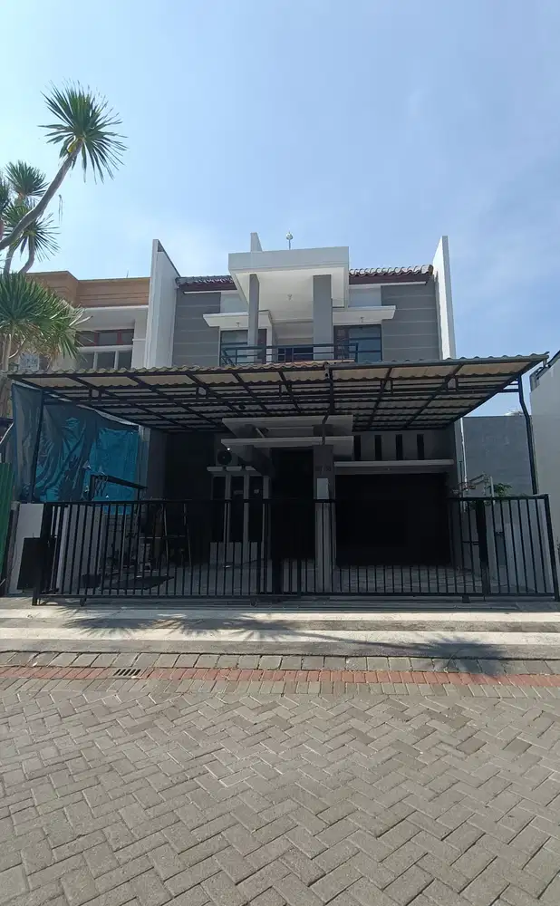 Disewakan rumah Pakuwon city full furnished dkt pakuwo city mall