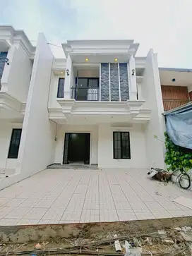 Rumah Mewah 2 Lantai Dekat GDC Depok