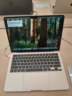 Cicilan Macbook air M2 256GB starlight bebas 2 kali angsuran