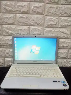 SONY VAIO PCG-61317L (i3/4gb/500gb)