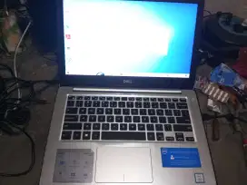 DELL 13 Inspiron 5000 core i3 Gen8