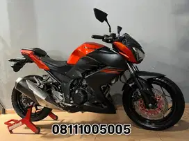 KAWASAKI NINJA Z250 FI TH 2014 SUPER ISTIMEWA