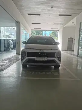 Hyundai Stargazer Prime 1.5 AT Twitone