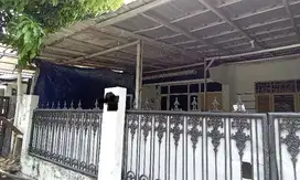 Disewa rumah bisa untuk usaha Pondok kelapa Jakarta timur