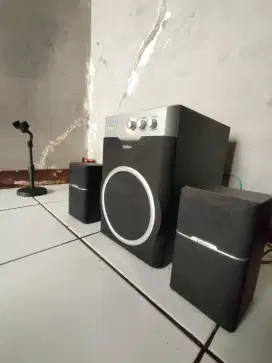 Edifier speaker