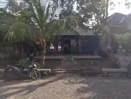 RUMAH DI KELURAHAN LUNDO, BENJENG GRESIK