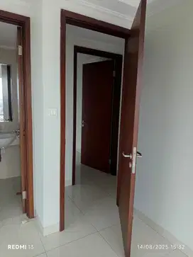 Apartemen Green Sedayu 3BR Semi Furnished Jakarta Barat