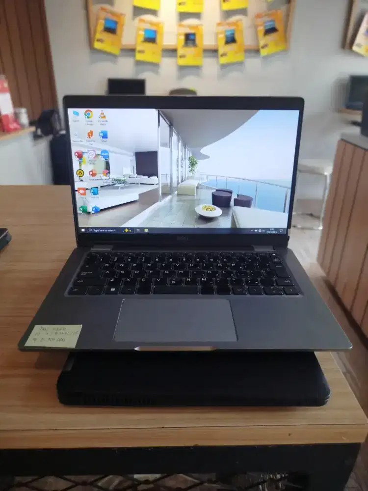 Laptop second berkualitas fullset bergaransi DELL Latitude 5320
