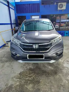 Mobil Honda CRV 2.4 AT Tahun 2015 original mulus dan barang istimewa