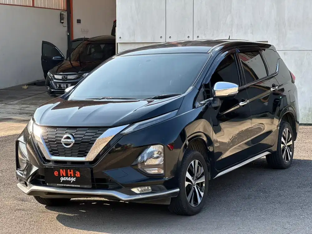 Dp 4jt. Plat H.. New Livina VL 1.5 A/T 2020.. eNHa garage Semarang..