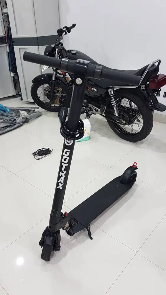 Dijual GoTrax - XR LITE Commuting Electric Scooter Speed 20km/h