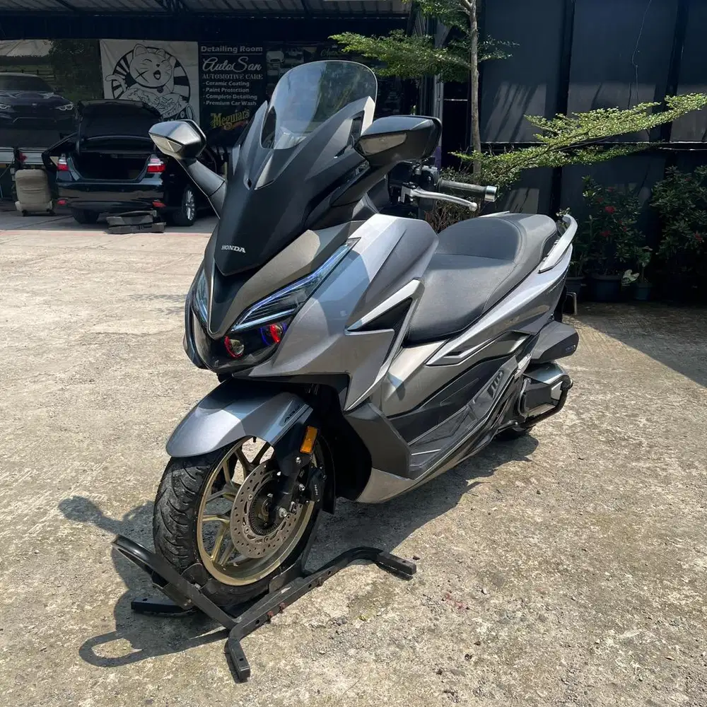 Honda Forza Gen 2 Silver