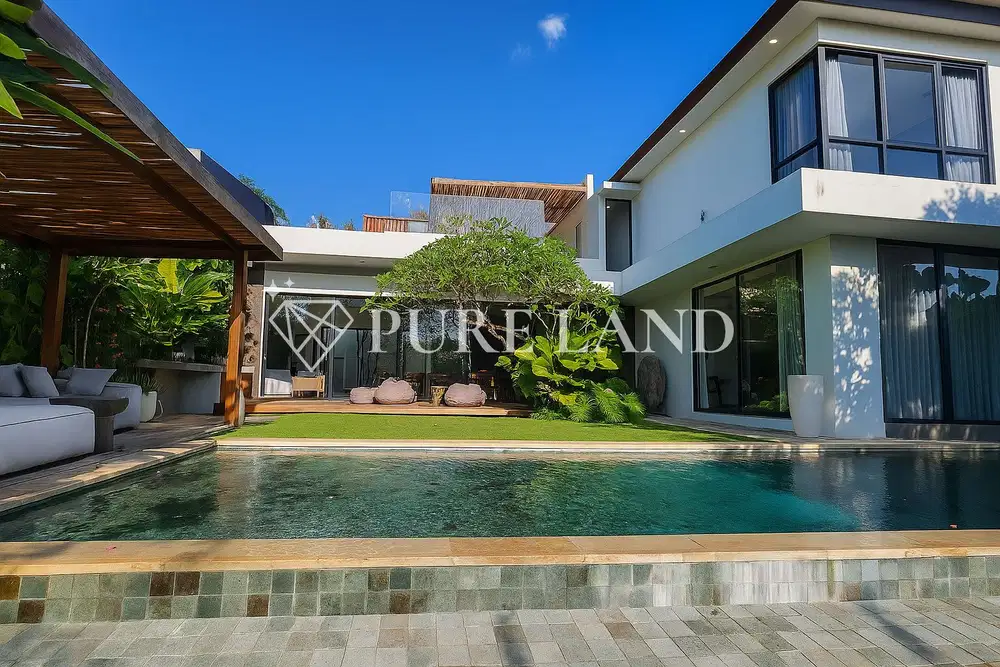 5BR Luxury Villa in Padonan, Canggu