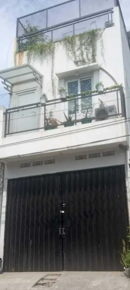 Dijual Ruko 3 lantai Di Tengah Kota Bekasi