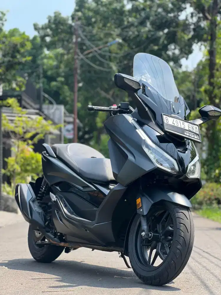 Honda forza 2023 km 2000