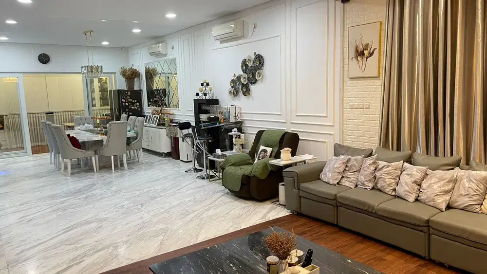 DIJUAL RUMAH TOWNHOUSE DI SPRINGHILL KEMAYORAN!