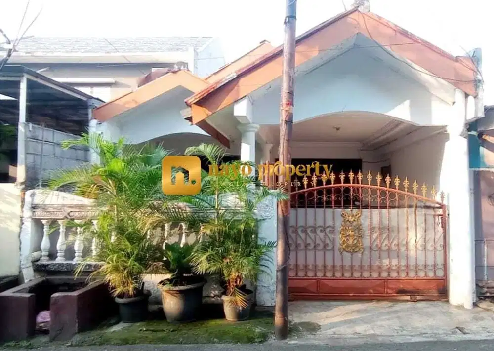 Rumah Bagus Lokasi Strategis Dekat Mall Kasablanka di Tebet Jaksel