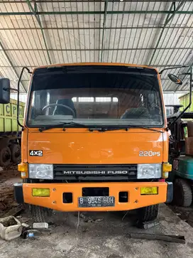 MITSUBISHI FUSO FM 517 HS 4X2