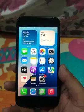 iPhone SE Gen 2