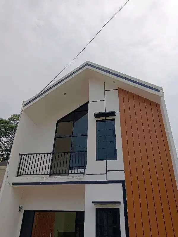 Rumah sebagus ini harganya murah banget 2 lantai lagi