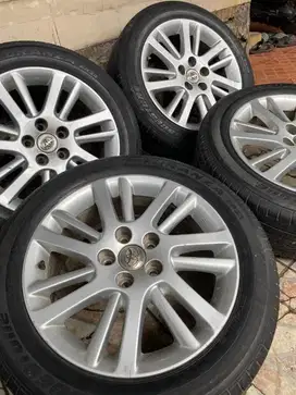 Velg Innova Luxury R17 + Ban