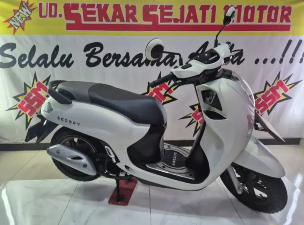 All new scoopy Prestige smartkey